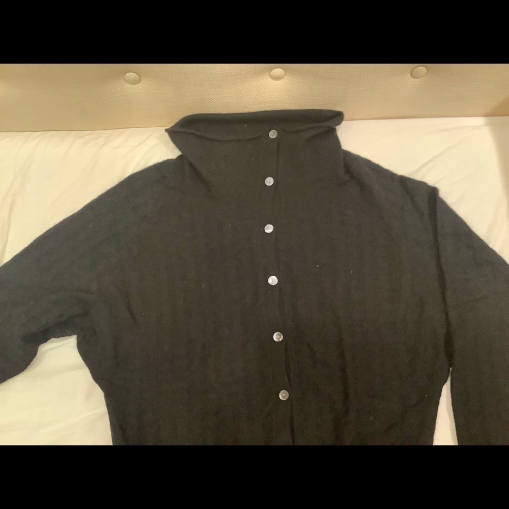 Shipley & Halmos Black Cashmere Sweater